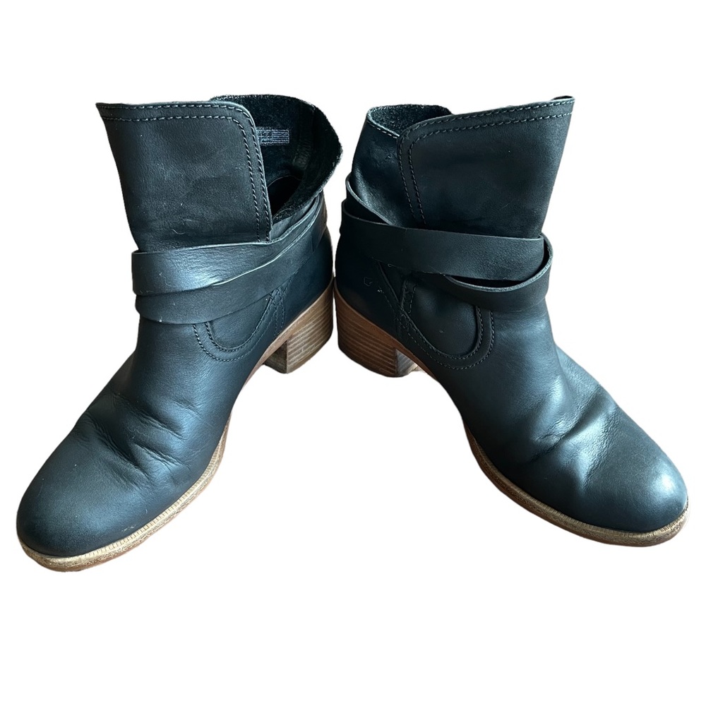 UGG Black Leather High-Heel Ankle Boots, Size 7.5